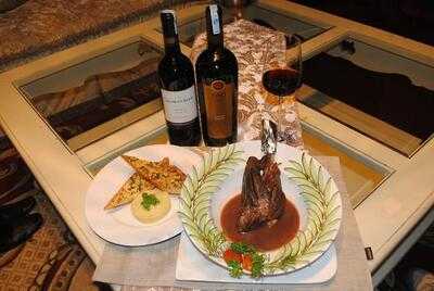 Paparazzi Cafe & Vip Lounge