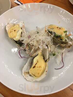 Canh Quat Seafood Restaurant