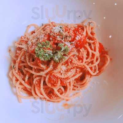 Asa Bistro - Cafe & Restaurant