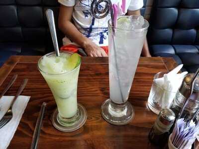 Asa Bistro - Cafe & Restaurant