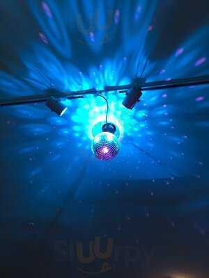 Mr. Sài Gòn Cafe & Pub