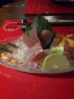 Sakyo Sushi & Hot Pot