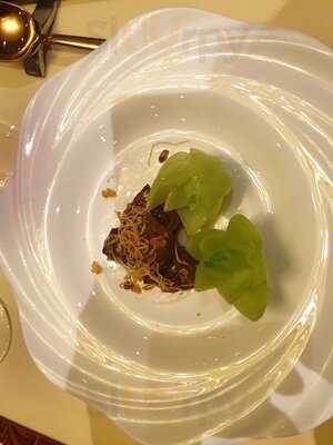 Nhà Hàng Long Triều