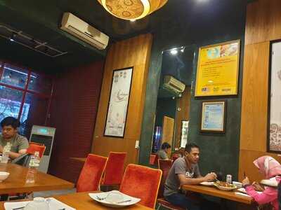 Nhà Hàng Saigon Halal Food