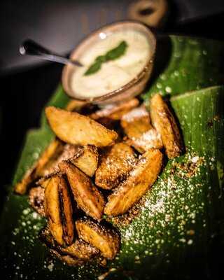 Calmo - The Tonic Bar Tan Cang