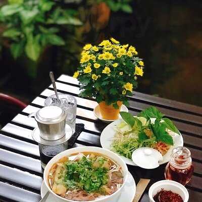 Quán Cà Phê Cõi Riêng