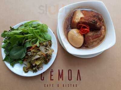 Cê Moa Cafe & Bistro