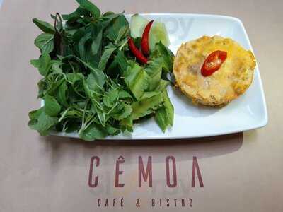 Cê Moa Cafe & Bistro