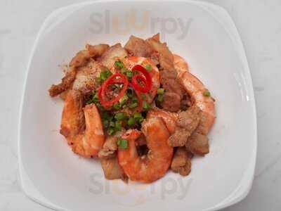 Cê Moa Cafe & Bistro