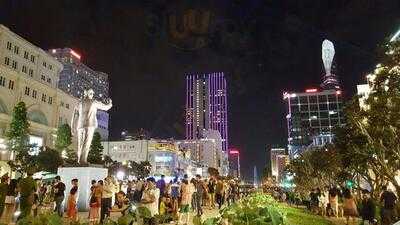 Masstige Coffee & Dessert