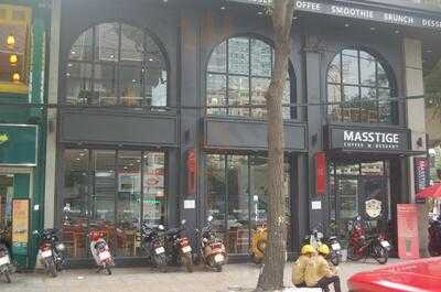 Masstige Coffee & Dessert