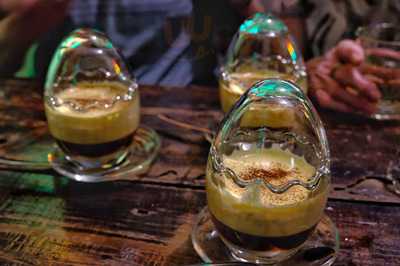 Ông Chú Cuối Hẻm