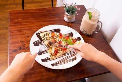 Crepe & Milktea Tanpopo