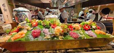 C'est La Vie Restaurant