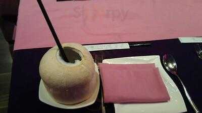 Koh Thai Restaurant & Lounge