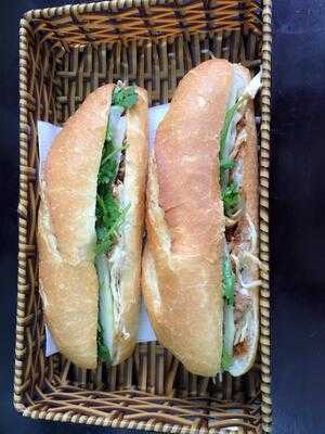 Bánh Mì Xíu Nhỏ