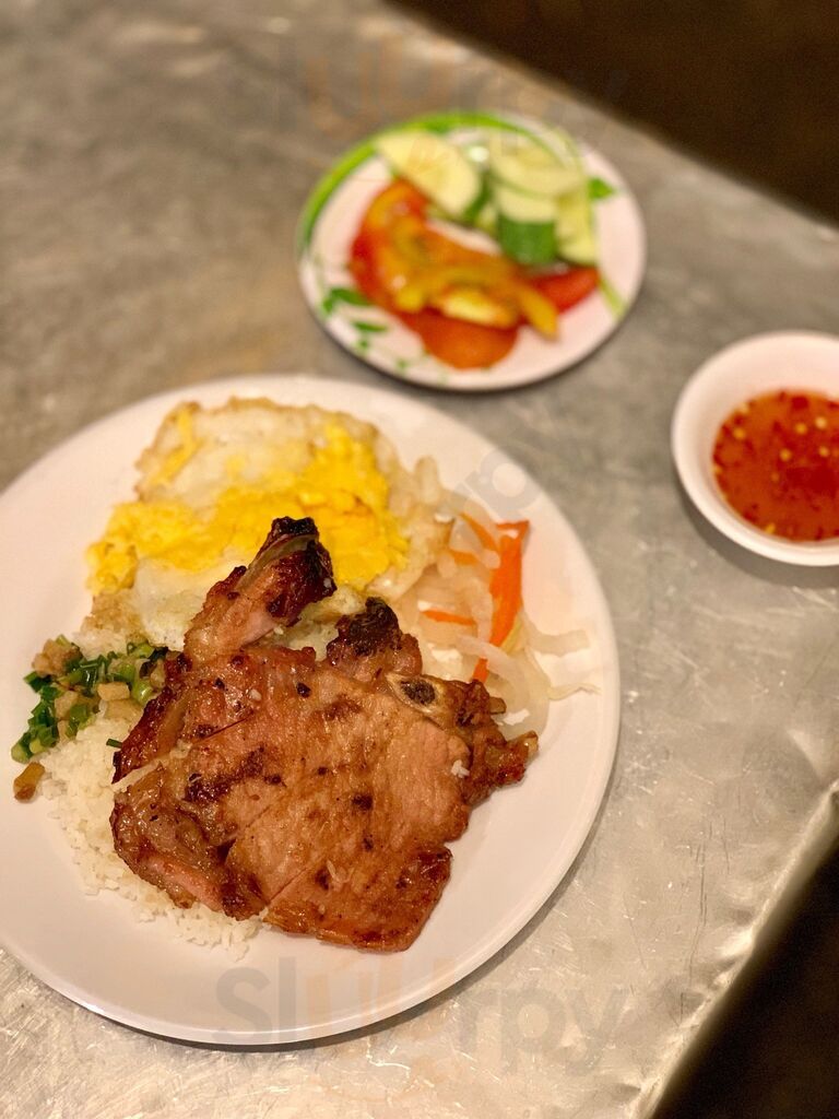 Cơm Tấm Bãi Rác