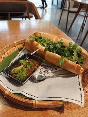 Trung Nguyên Legend