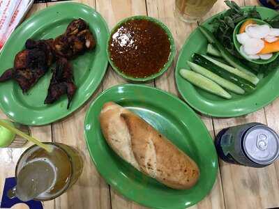 Quán Gà Nướng Ánh Tuyết