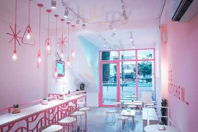 Ice Kitchen