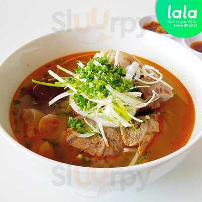 Bún Bò Huế Ông Diệm & Hủ Tiếu Mực Nam Du