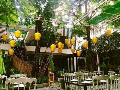 Con Gà Trống Garden