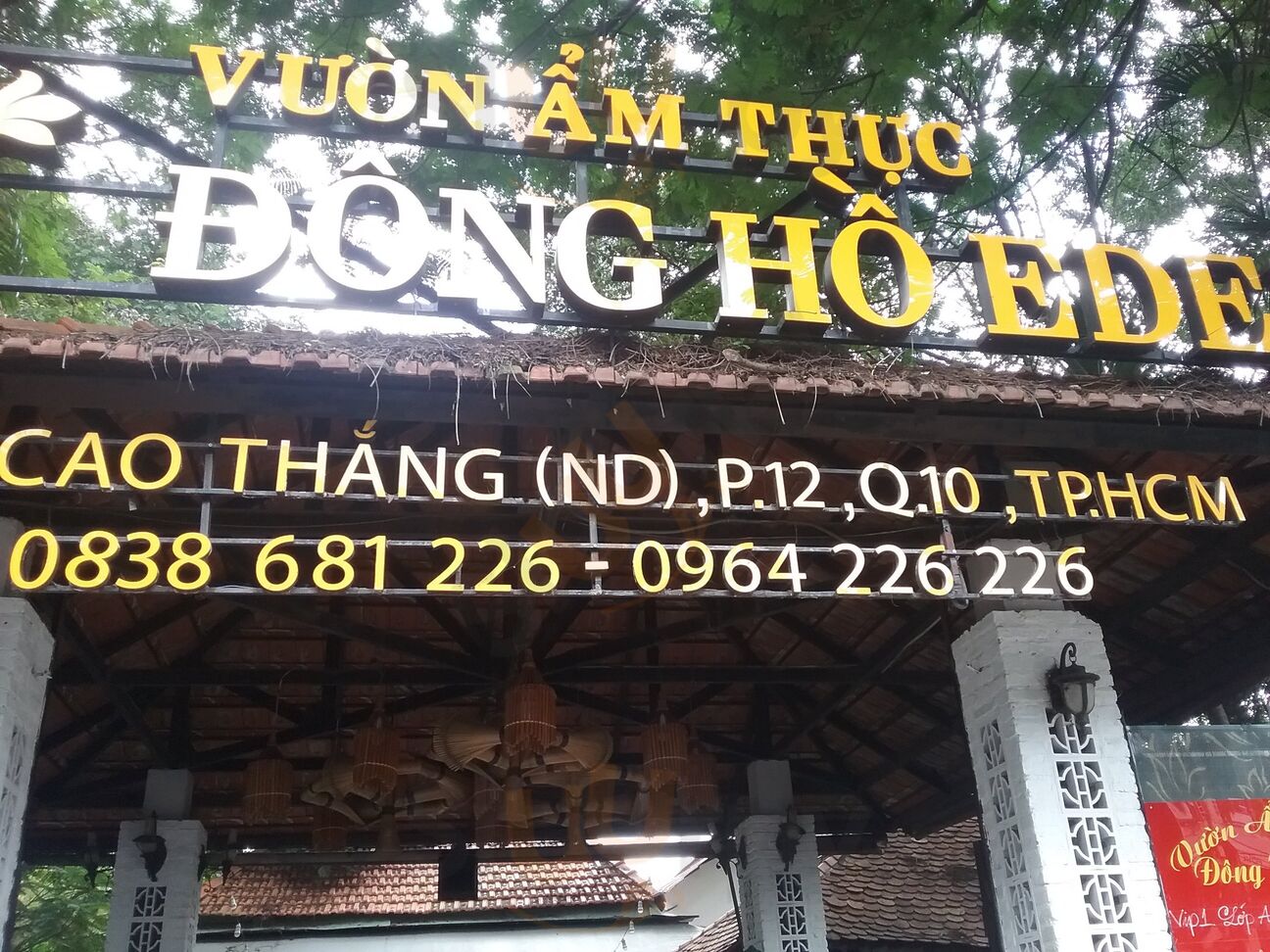 Nhà Hàng Đông Hồ