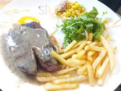 Nhà Hàng Bò Sinh Đôi