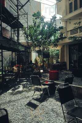 Chill Phết - The Beer Cafe