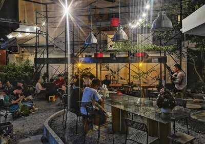 Chill Phết - The Beer Cafe