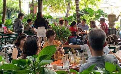 Cà Phê Trịnh - Xưa Và Nay