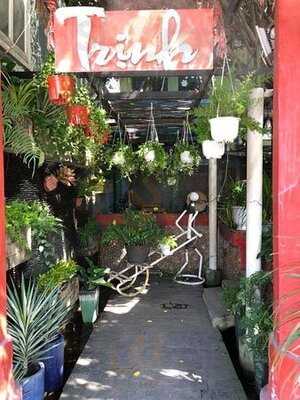 Cà Phê Trịnh - Xưa Và Nay