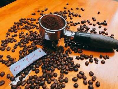 Cà Phê Trịnh - Xưa Và Nay