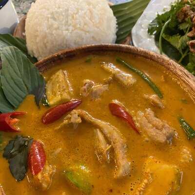 Ăn Cơm Uống Nước - Kin Khao Kin Nam