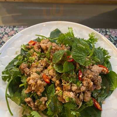 Ăn Cơm Uống Nước - Kin Khao Kin Nam