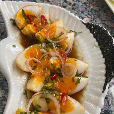 Ăn Cơm Uống Nước - Kin Khao Kin Nam