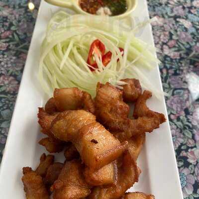 Ăn Cơm Uống Nước - Kin Khao Kin Nam