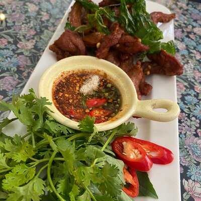 Ăn Cơm Uống Nước - Kin Khao Kin Nam