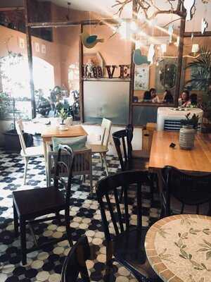 Quán Fly Garden Goody - Coffee & Cupcake