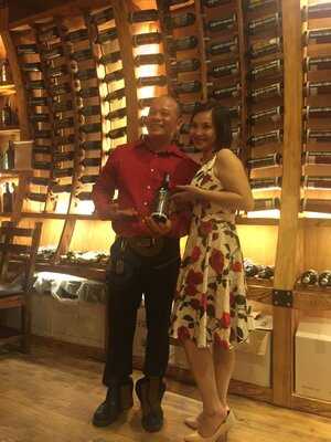 Showroom Hoàng Kiều