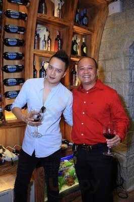 Showroom Hoàng Kiều