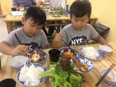 Bún Chả Hà Nội Xưa