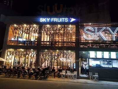 Sky Fruits Cafe