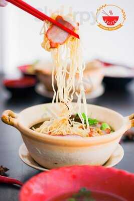 3 Kute - Mì Sườn Thảo Mộc