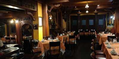 Quan An 3 Mien Restaurant & Bar