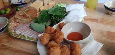 Bún Đậu Mắm Tôm Hùng Cường