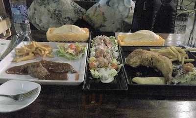 Nhà Hàng Vườn 42