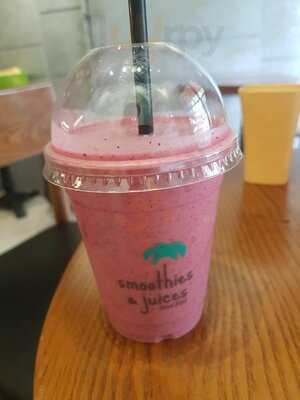 Smoothies & Juices