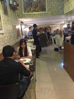 Nhà Hàng Select House