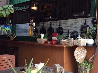 Hello Pizza Baradise